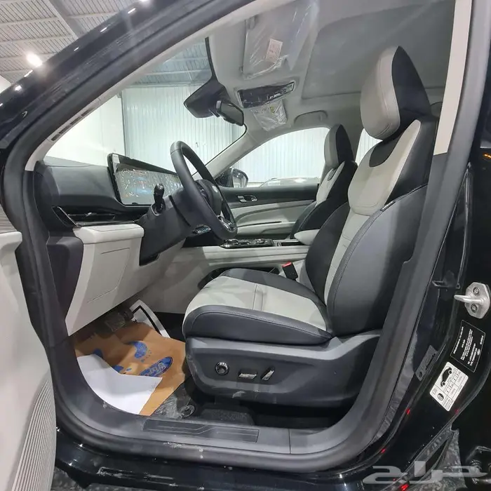 فورد تيريتوري تيتانيوم موديل 2025 السعر 113850 صيانة مجانية 8