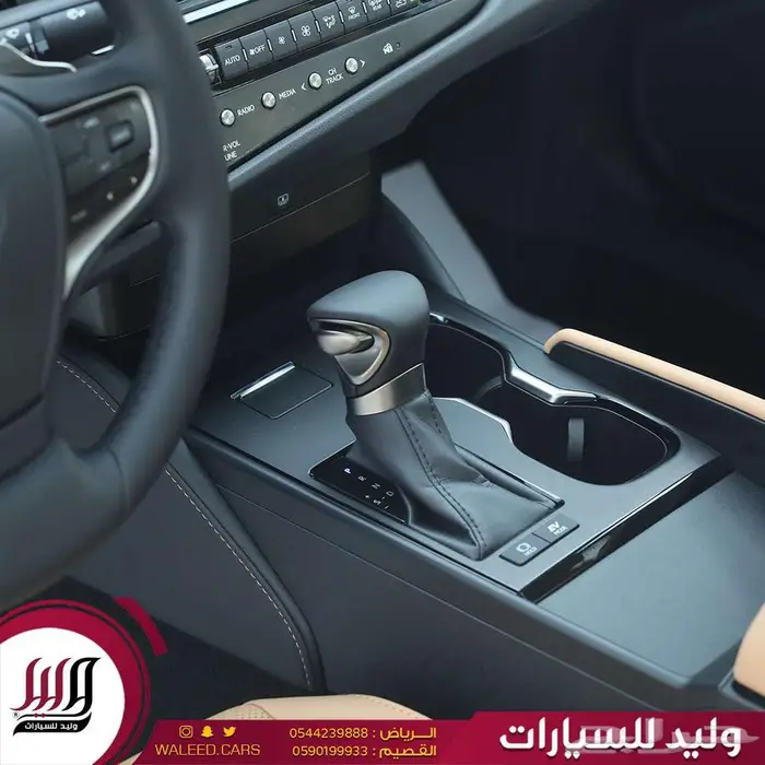 لكزس ES 300 AH 2025 هايبر خليجي 10