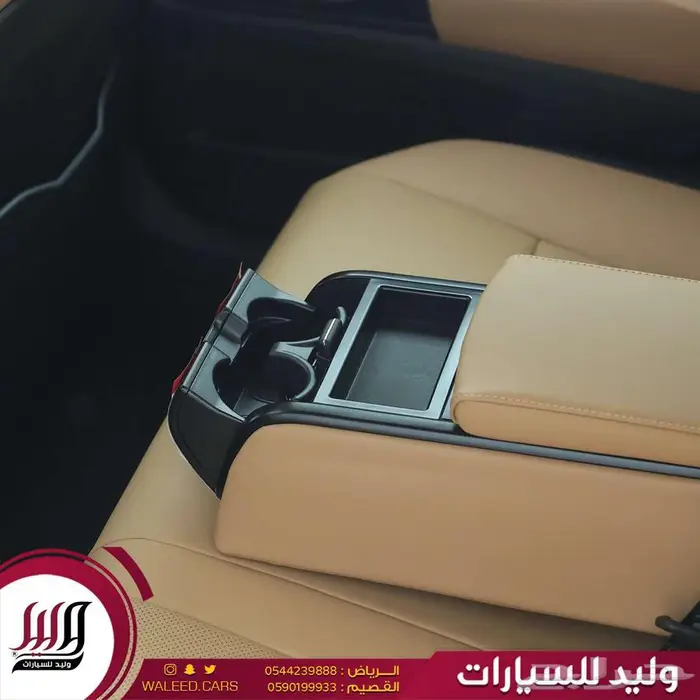 لكزس ES 300 AH 2025 هايبر خليجي 14