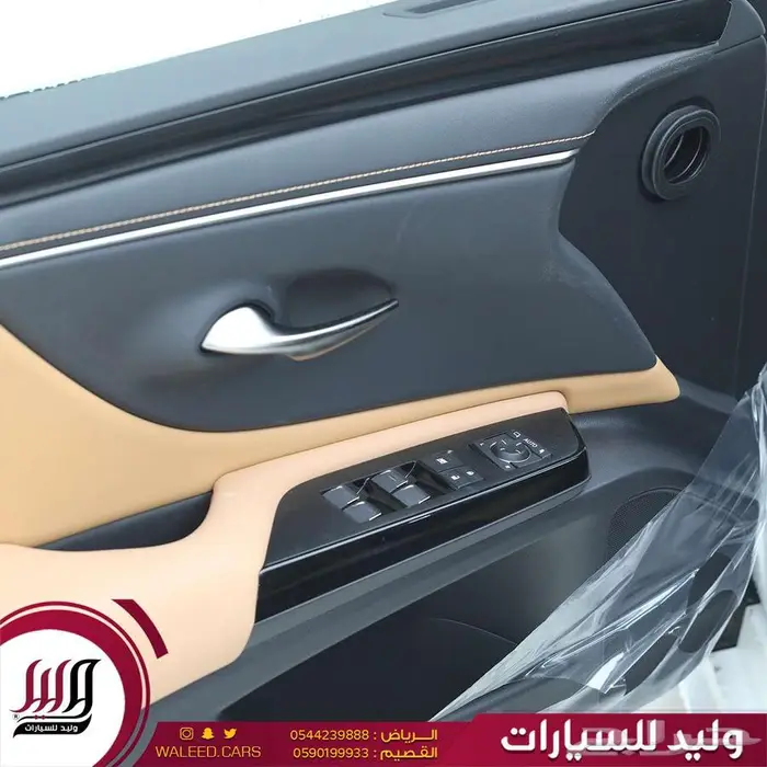 لكزس ES 300 AH 2025 هايبر خليجي 11