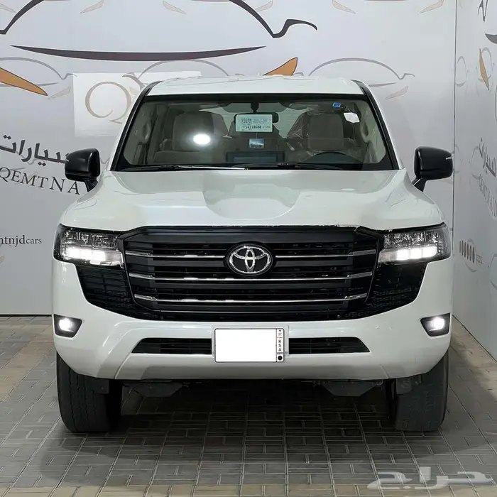 تويوتا لاندكروزر GXR رقم 1 ديزل 2025 ممشى 42 الف 1