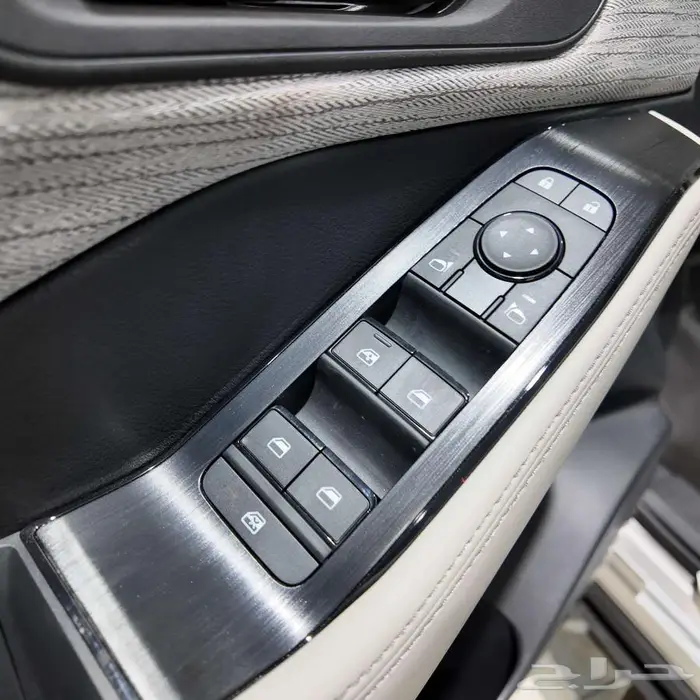 نيسان اكس تريل 4