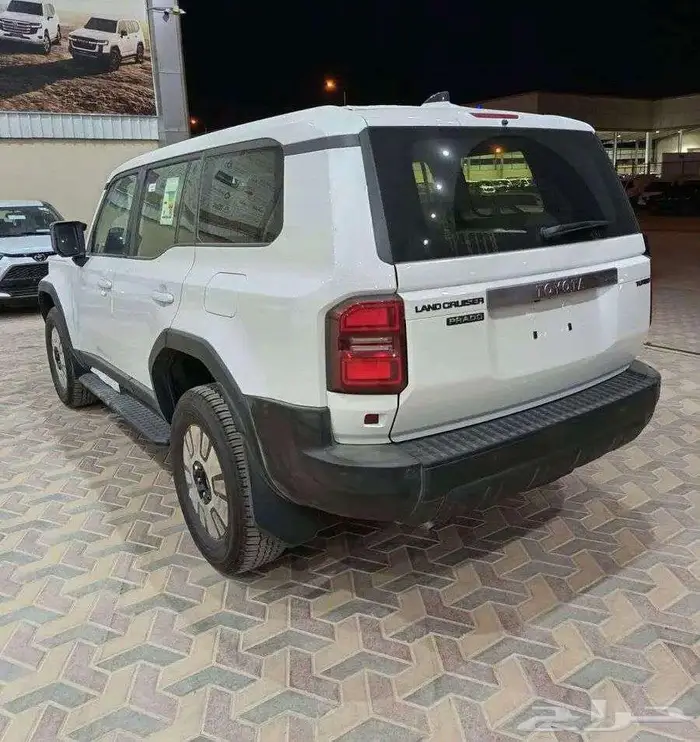 تويوتا برادو TXL1 بنزين 2025 8