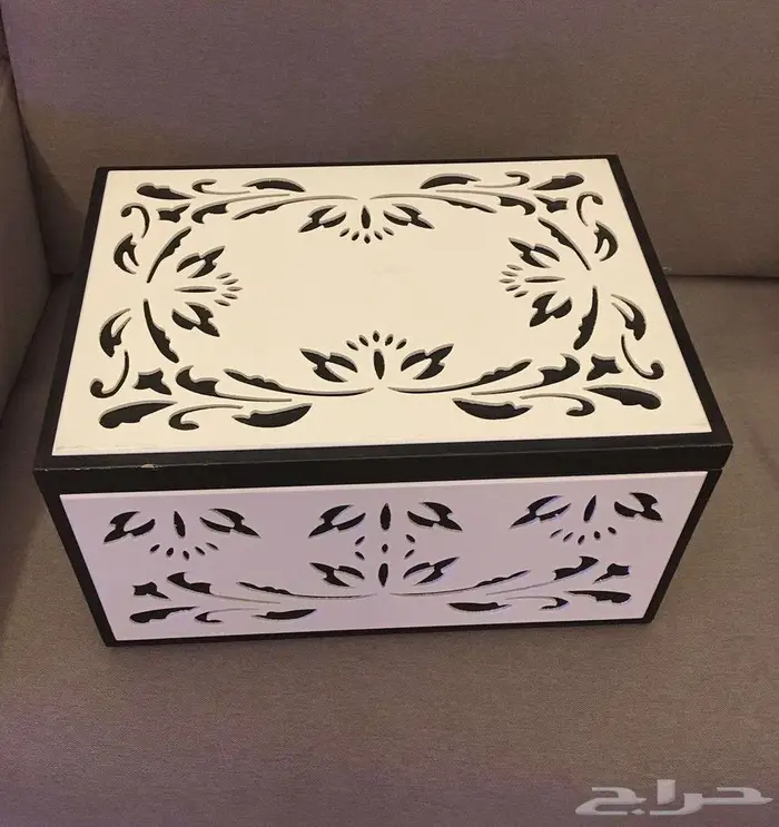 تصميم تفصيل علب صناديق استاندات صواني للكميات 28