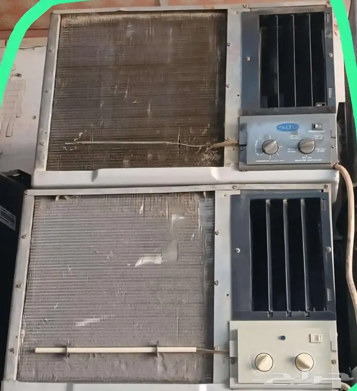 للبيع عدد 2 مكيفات أستخدام شخصي ونظيفة على الشرط 0