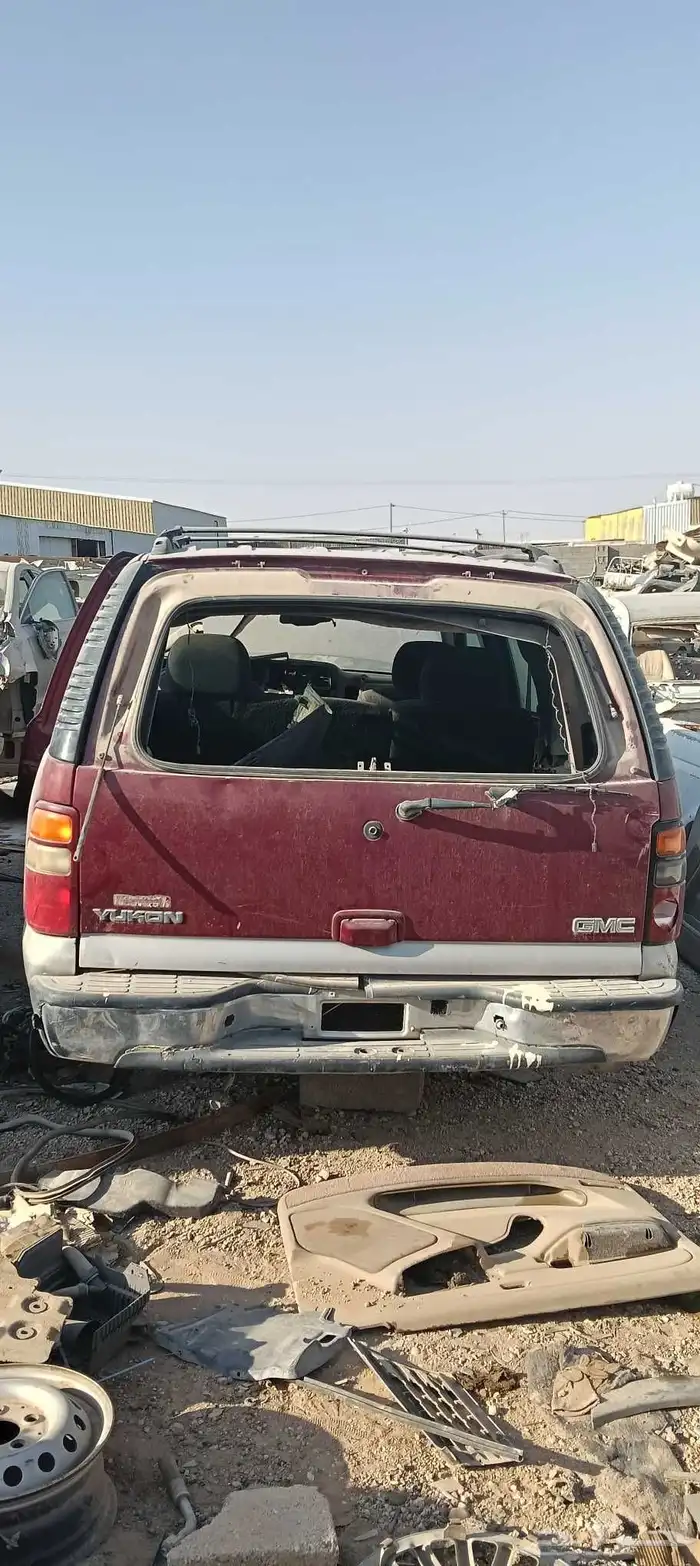 خلفيه سياره جمس يوكن قطع كامله 0