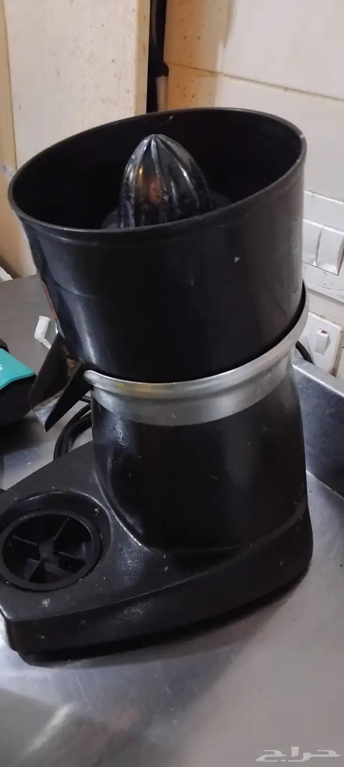 اغراض مطعم على الشرط 2