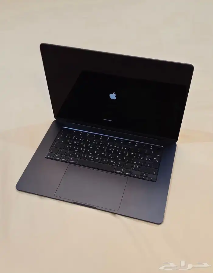 ماك بوك اير 15 انش ذاكرة 512 معالج M4 4