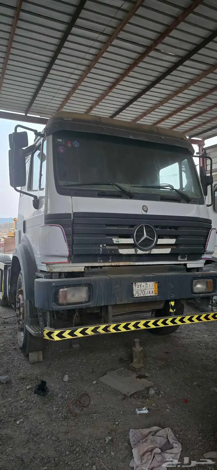 راس مرسيدس البي موديل 1997 مقاس 2038 قير عايدينظيف 0