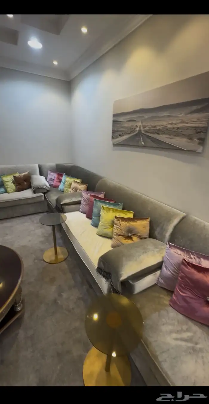 كنب تركي بحالة ممتازة 3