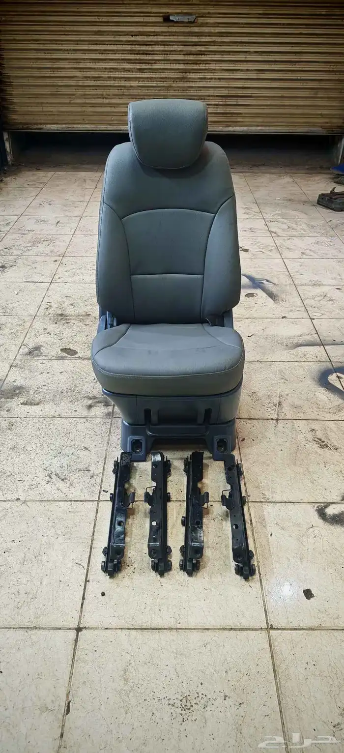 مقاعد باص هنداي اتش 1 يركب كل المديلات بنزين 8