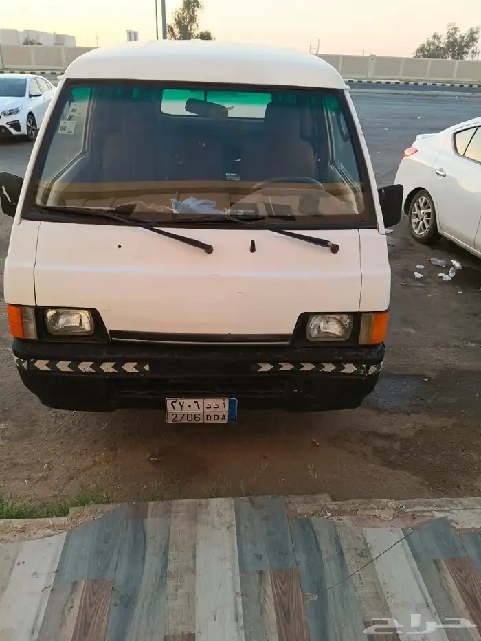 باص موسيبيشي 1998 0