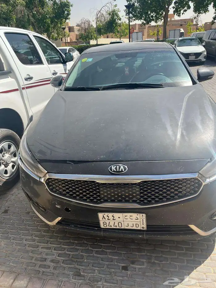كيا كادنزا 2018 0