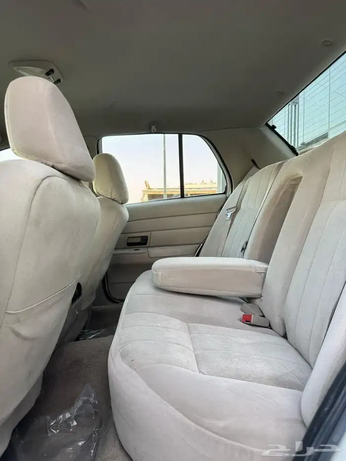 فورد فكتوريا 5