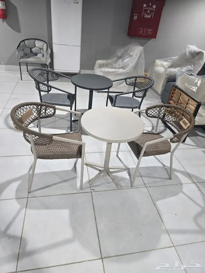 طاولات وكراسي كافيهات ومطاعم 2