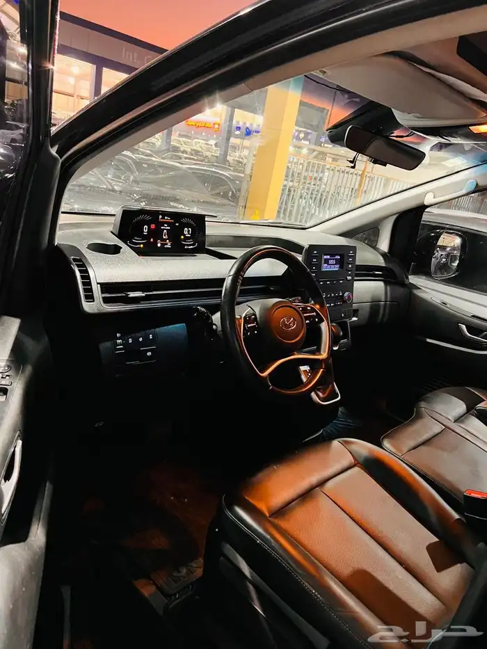 هيونداي ستاريا 2022 ديزل (وارد كوريا) 11مقعد 6