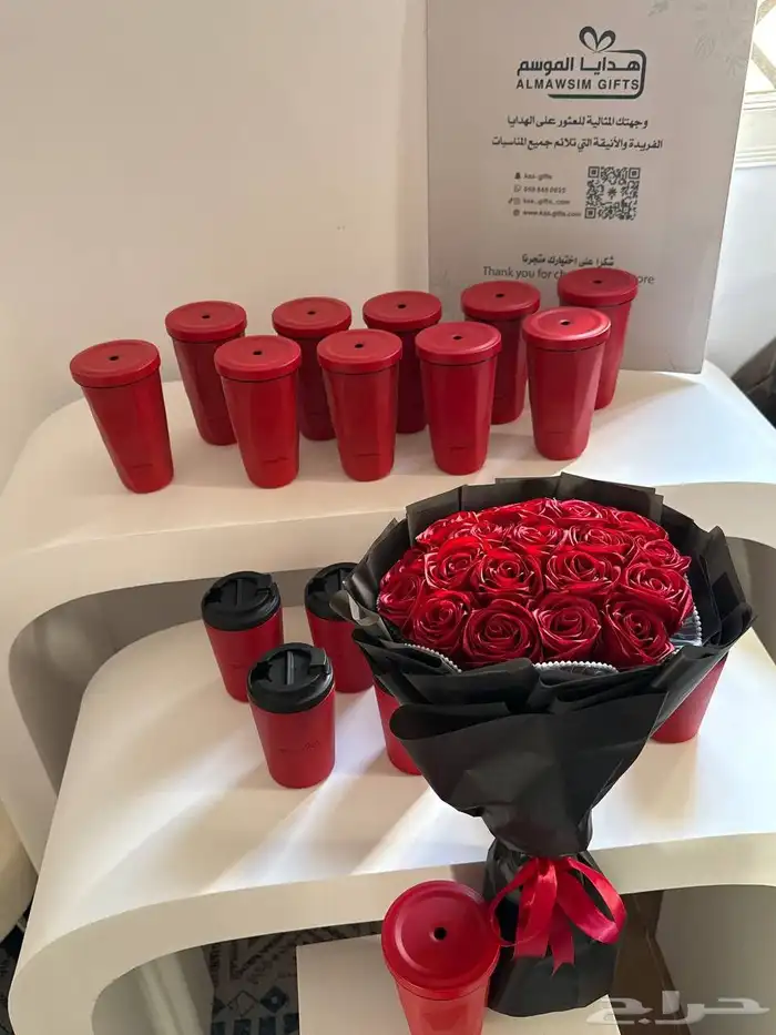 باقة الورد الصناعي الفاخر مع مق هاف مليون   لمسة فخامة تد 0