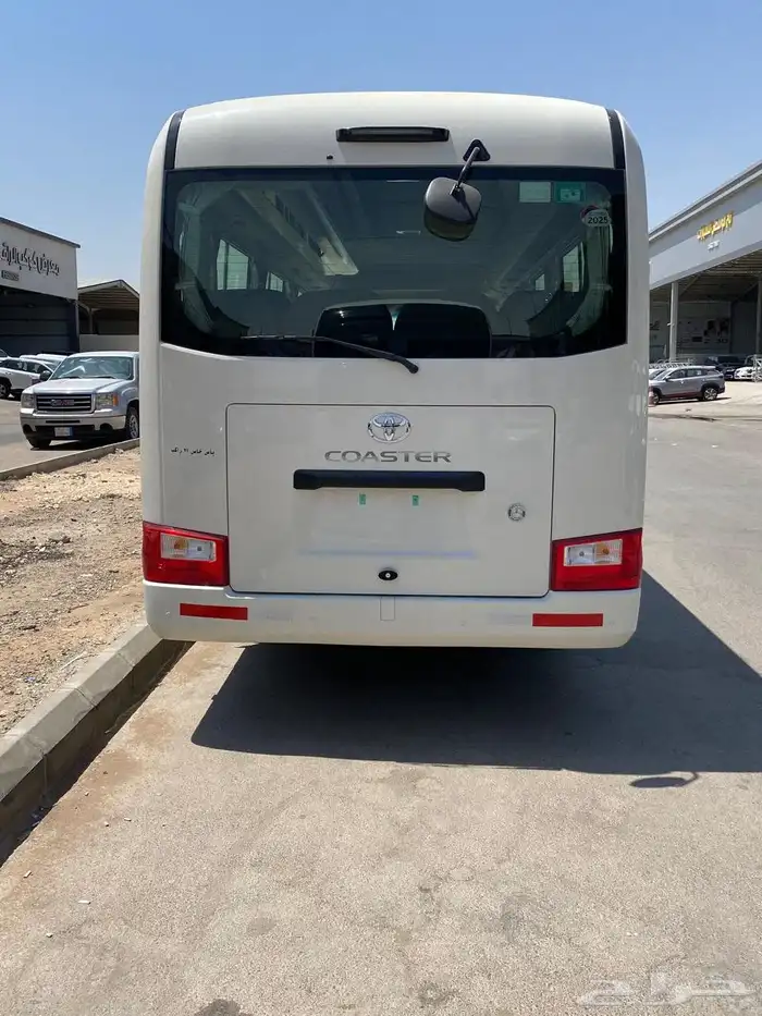 باص تويوتا كوستر ديزل 23 راكب 2025 1