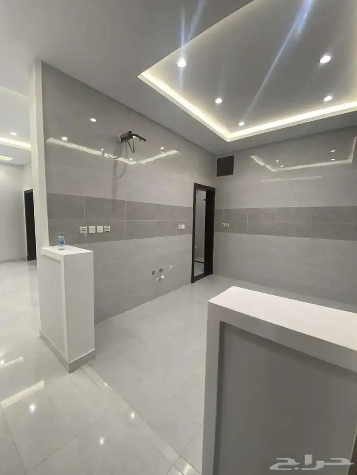 تم التاجير شقة جديدة للايجار جدة المروة 5 غرف 9