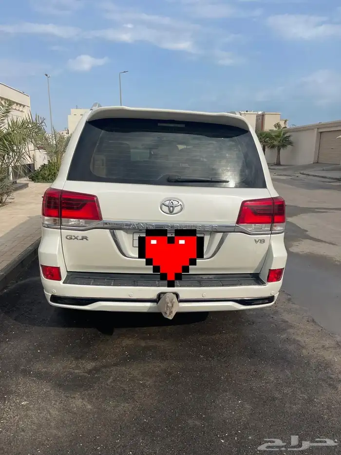 تيوتا لاند كروزر موديل 2016 1