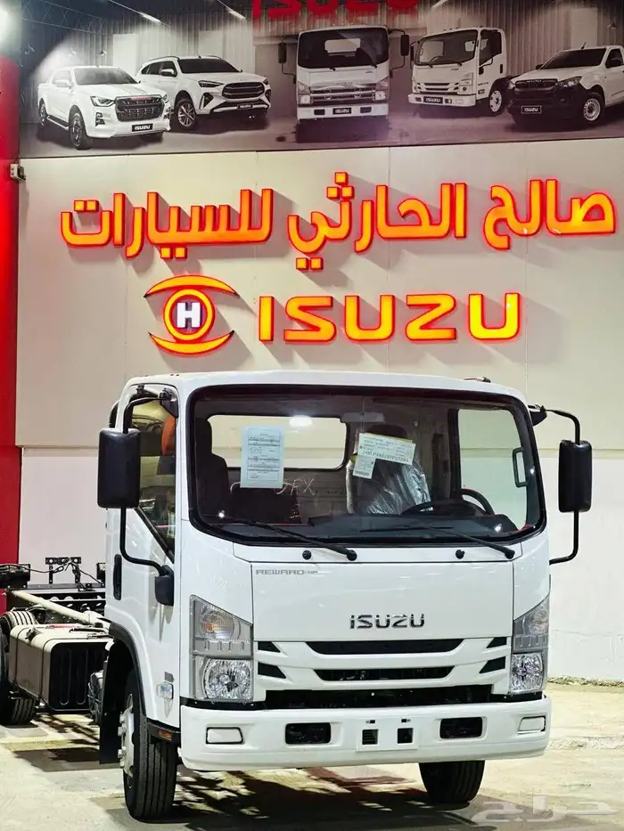 ايسوزو شاحنة 4طن قصير وطويل موديل 2025 ياباني الصنع 4