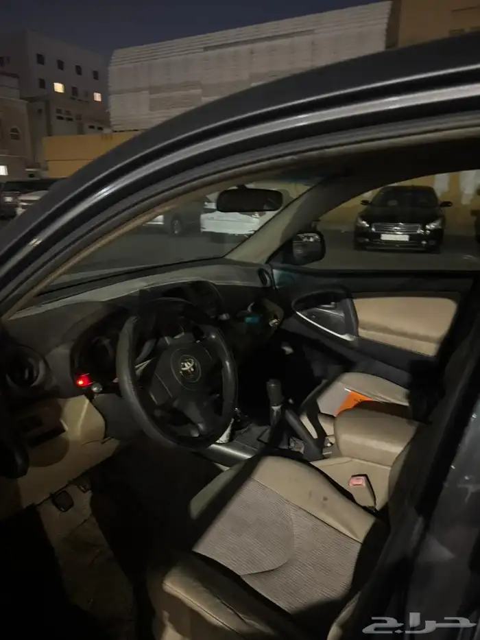 تويوتا راف فور 2011 0