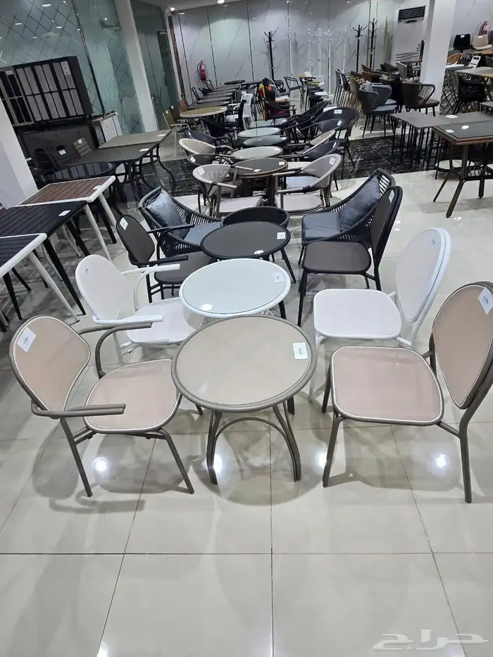 طاولات وكراسي كافيهات ومطاعم 8