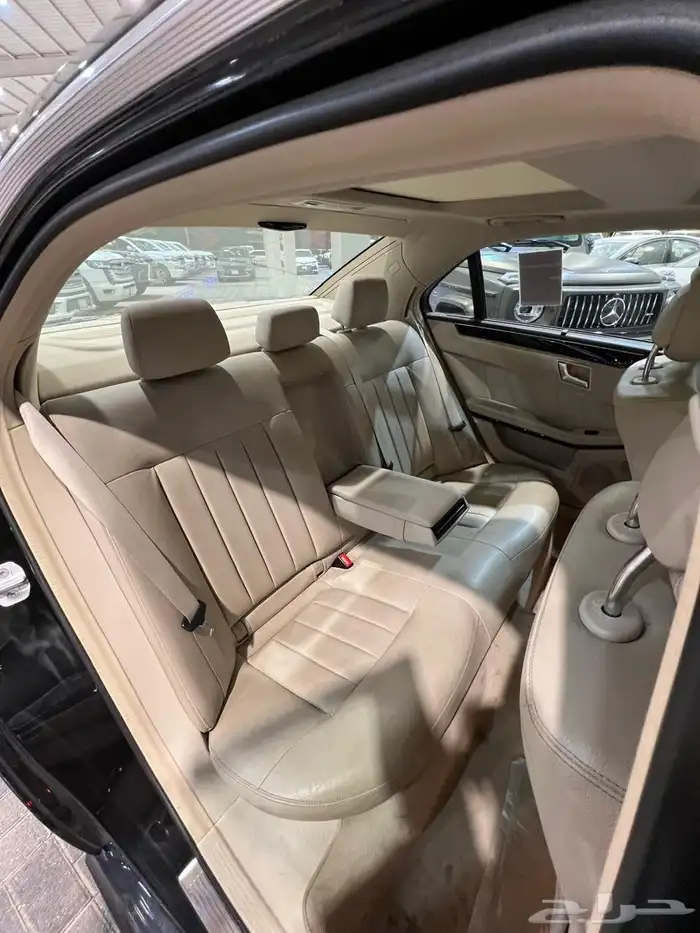 مرسيدس E300 2016 13