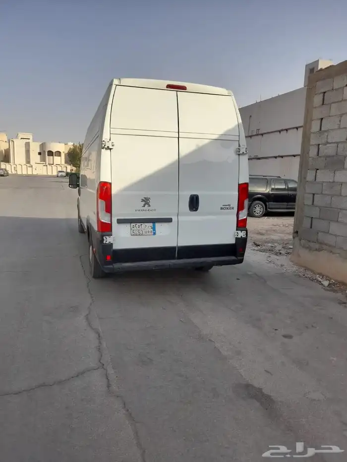 بيجو بوكسر بضاعة وكالة سقف عالي موديل 2020 ممشى 129 الف 4