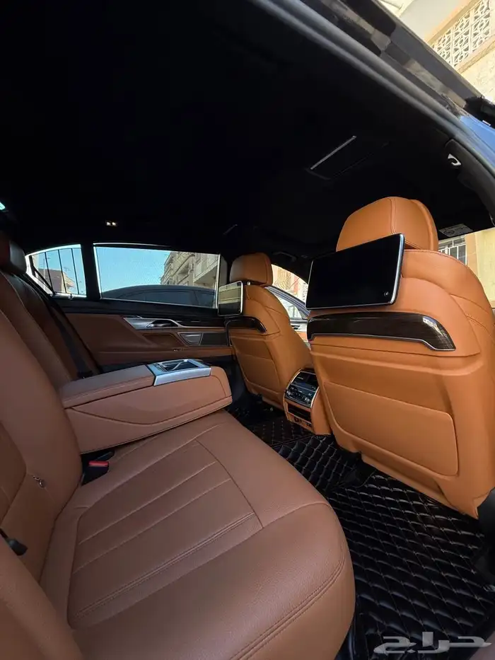 للبيع بي ام دبليو 2022 فل كامل 16