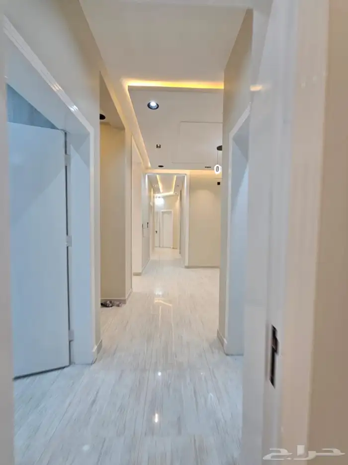 شقة للبيع بسعر ممتاز جدا 500 الف فقط خميس مشيط درة الموسي 7