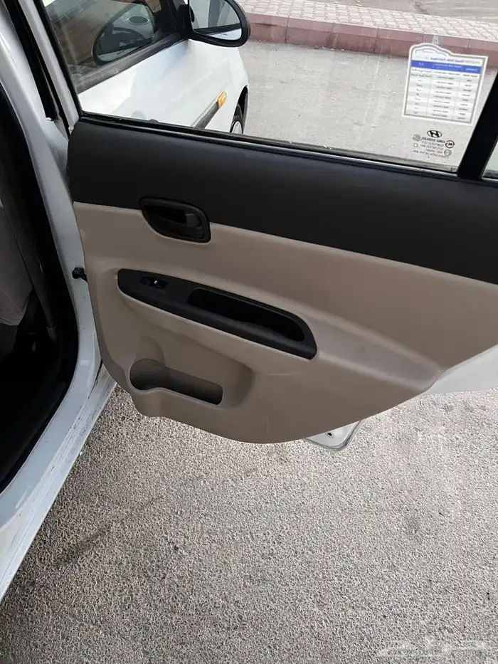 هوانداي اكسنت 2011 للبيع نظييف 13