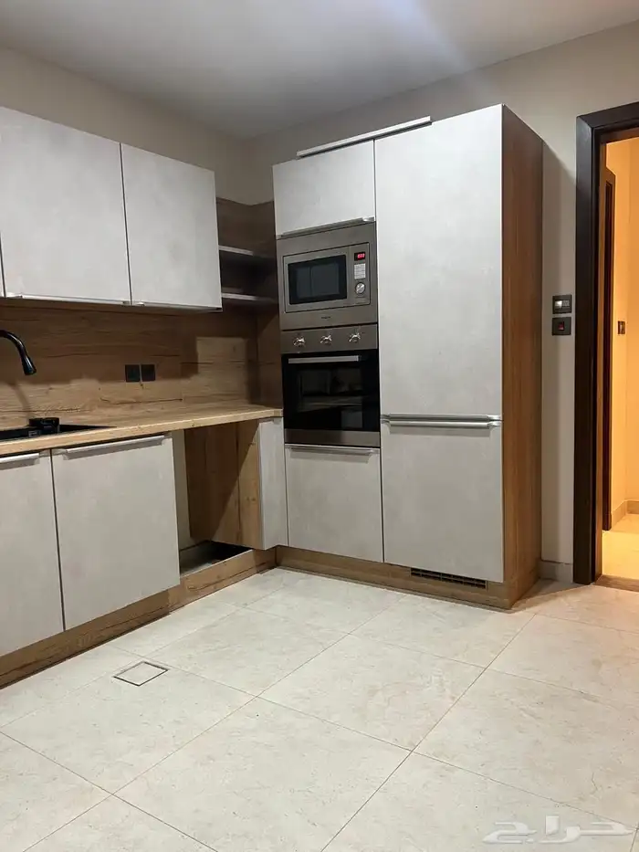 تاون هاوس للإيجار في حي عكاظ 4