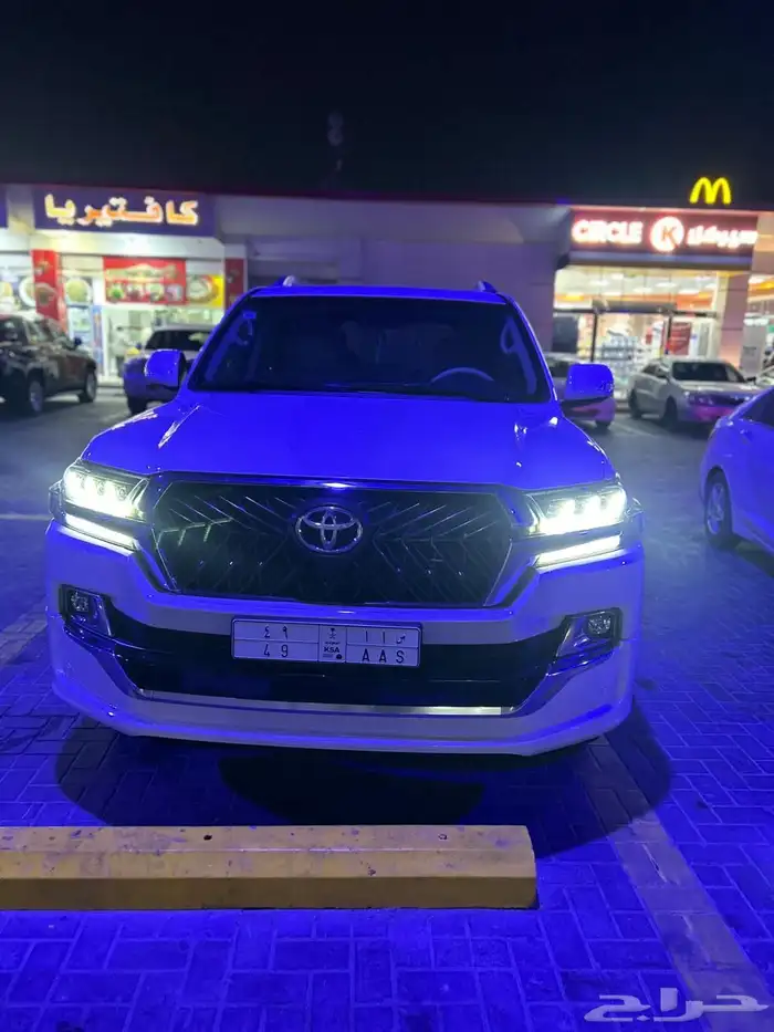 شبك وأنوار لاند كروزر (2016   2019) 0