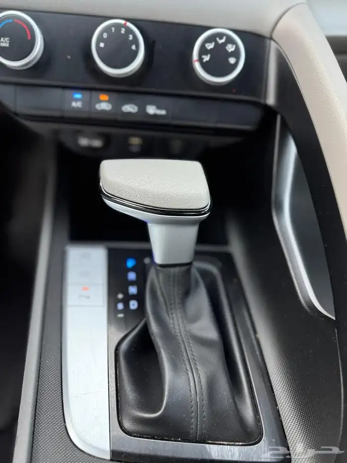 للبيع هيونداي النترا موديل 2024 مكينه 1600 . 27