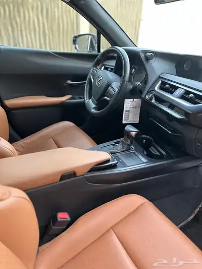 لكزس ux200 بريمي 2019 index