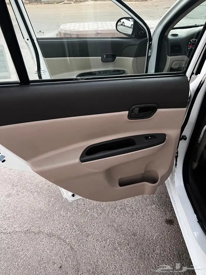 هوانداي اكسنت 2011 للبيع نظييف 11