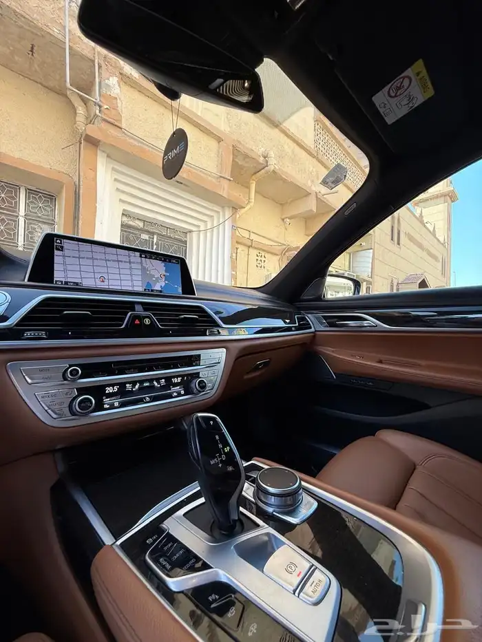 للبيع بي ام دبليو 2022 فل كامل 9