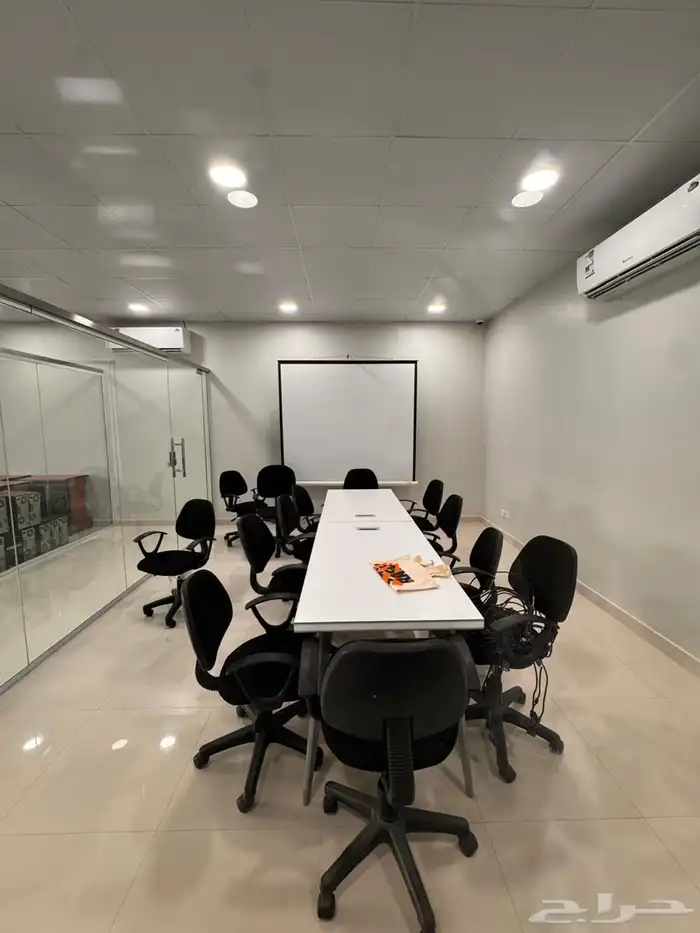 مكتب في الرياض للتقبيل حي المصيف 0