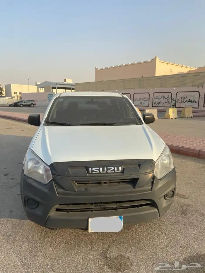 ايسوزو ديماكس غمارتين قير عايدي بدون دبل 2022 5