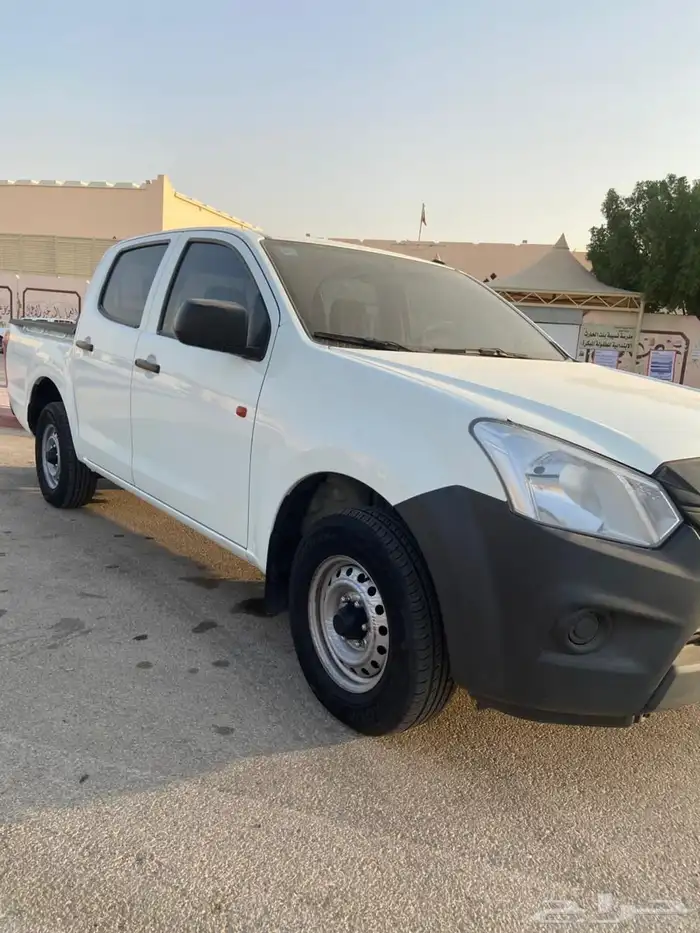 ايسوزو ديماكس غمارتين قير عايدي بدون دبل 2022 4