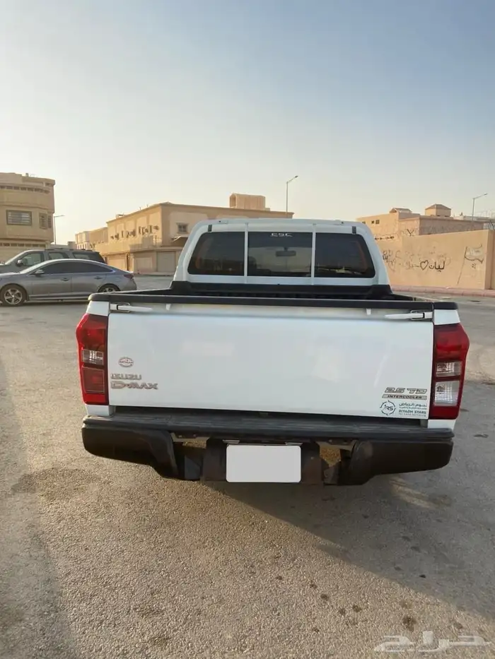 ايسوزو ديماكس غمارتين قير عايدي بدون دبل 2022 3