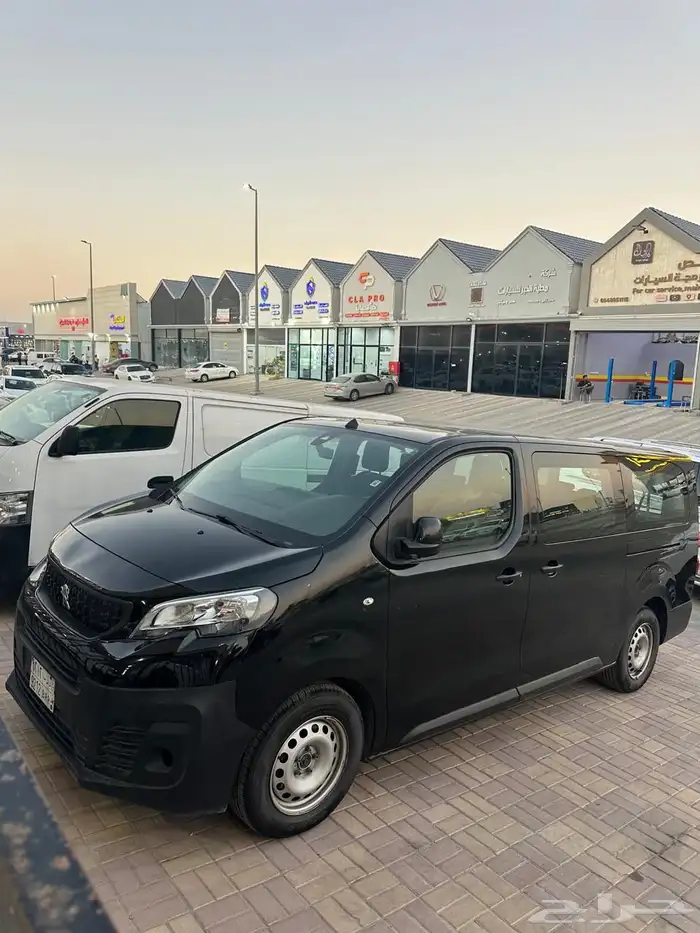 باص بيجو ترافلر 2023 ركاب 0