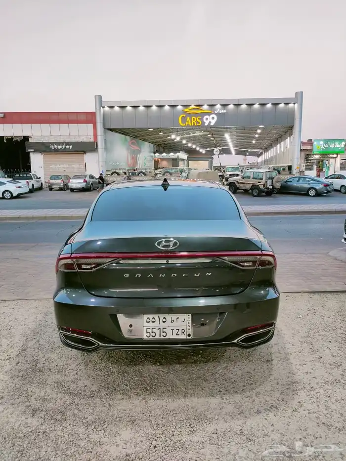 للبيع ازيرا 2021 بنزين وارد كوريا 8