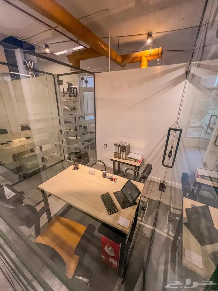 مكاتب للايجار 20