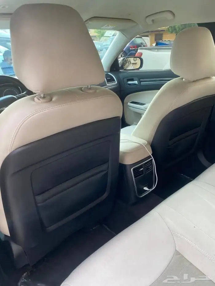 كرايسلر 2019 c300 9