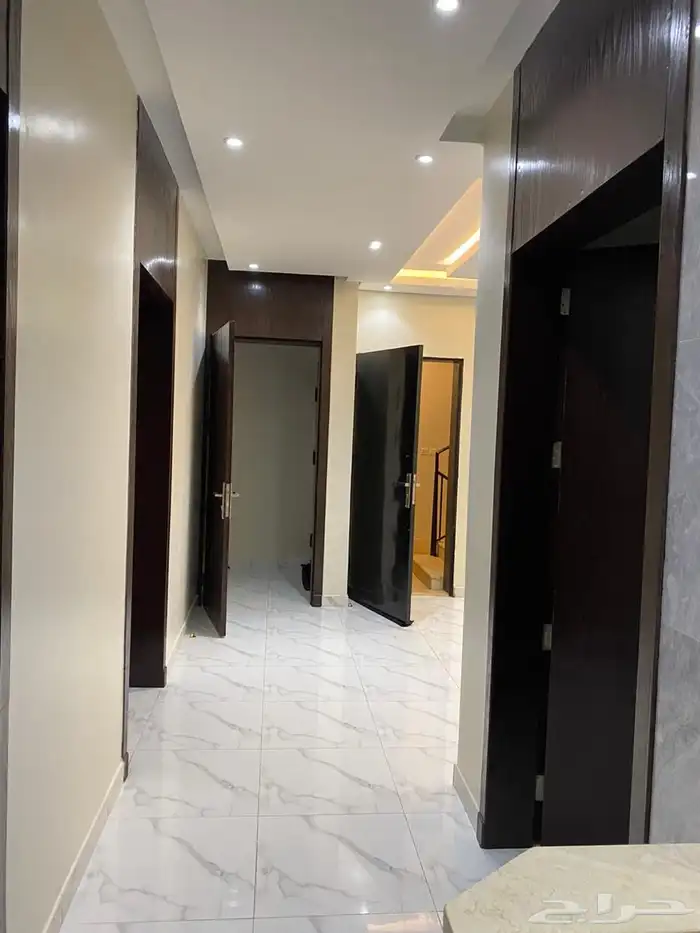 شقة للايجار حي الرمال 0