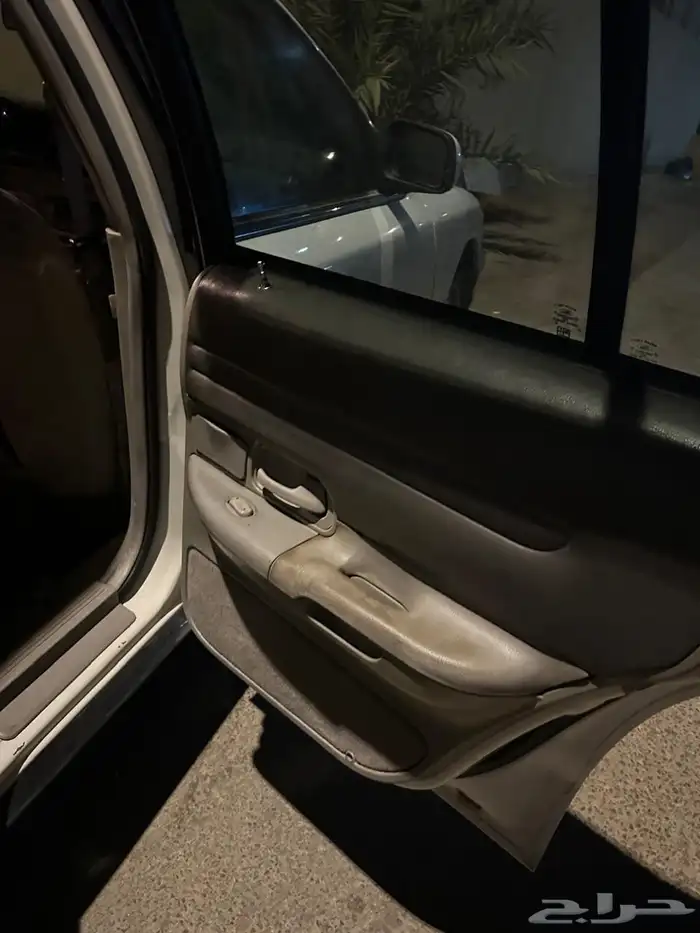 فورد فكتوريا 17