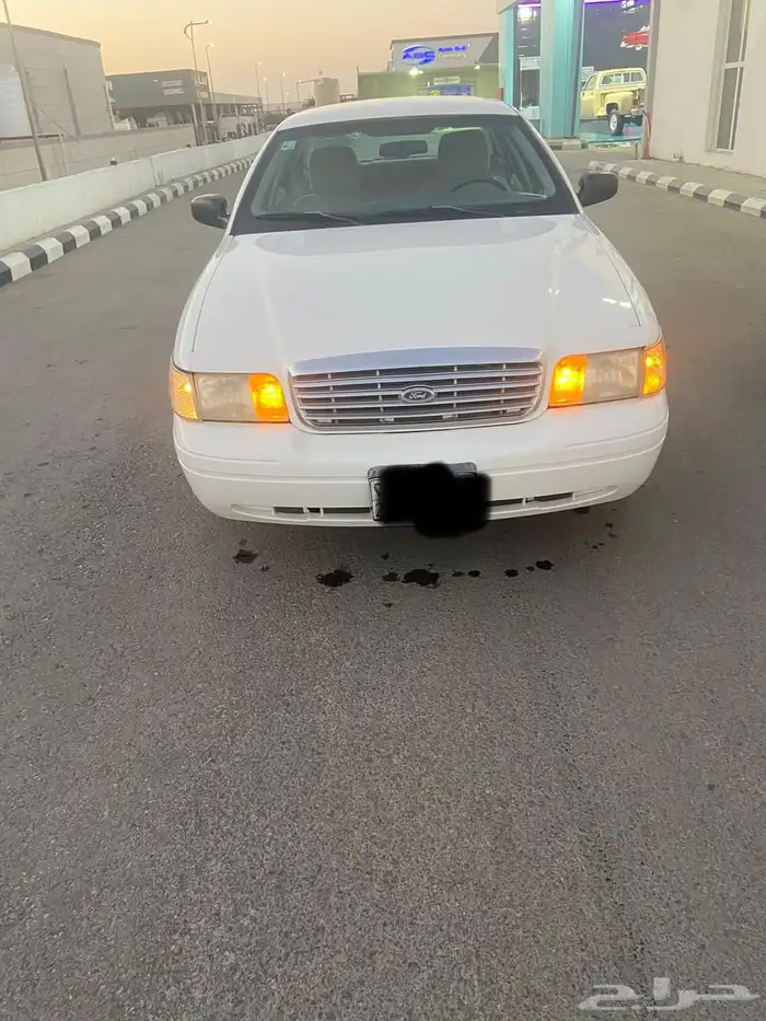 فورد فكتوريا 2011 بوليسي نظيف 0