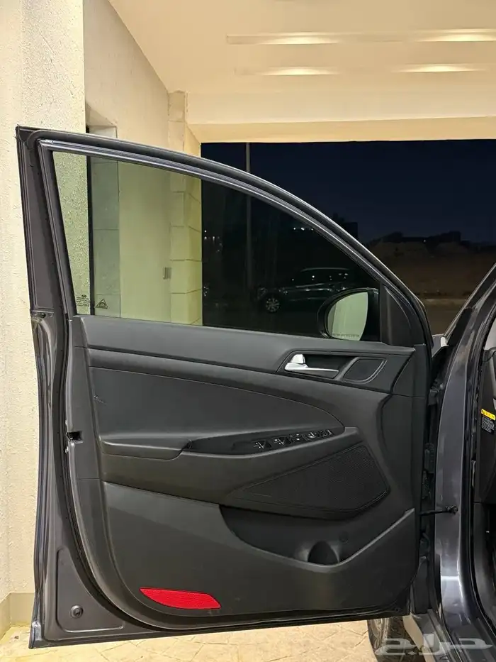 توسان 2020 بحالة الوكالة ( ديزل ) - نص فل 7